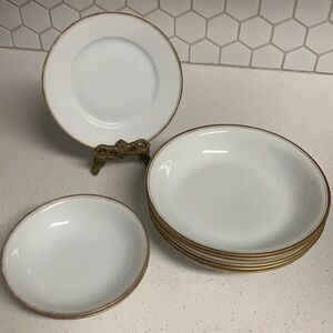 Victoria Austria White gold trim set 8 pieces antique vintage Victorian plates‎